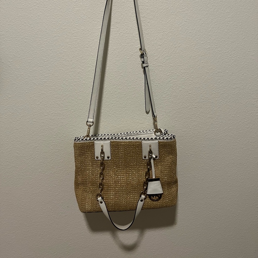 Michael Kors Tan and White Raffia Tote Bag - Picture 2 of 6